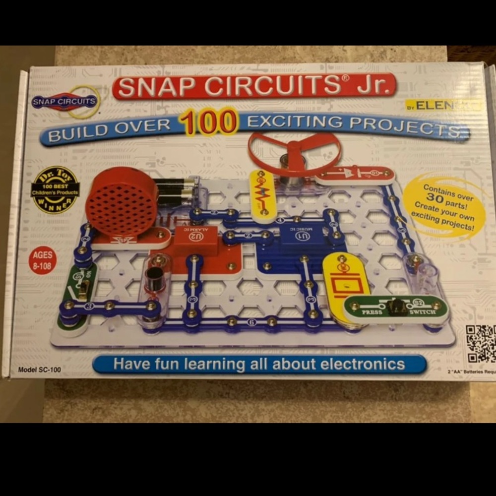 IElenco Snap Circuits Jr. SC-100 Electronics Exploration